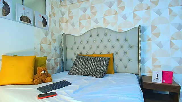 Snapshot of Siriuss_Collin chatting on 02-25-26, 03:43 Siriuss Collin online show from 02-25-26, 03:43