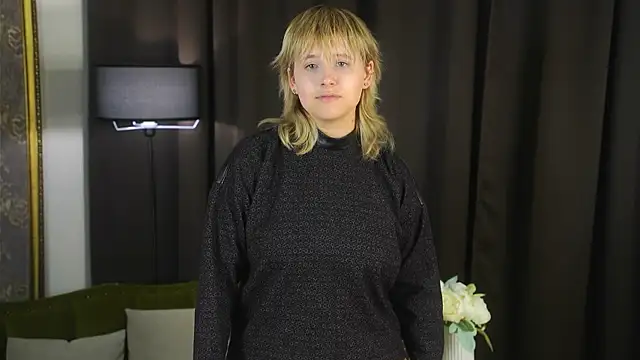 NikiHiley online show from 10-08-25, 08:01
