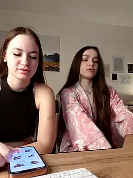 MayaGlow online show from 02-02-26, 05:17