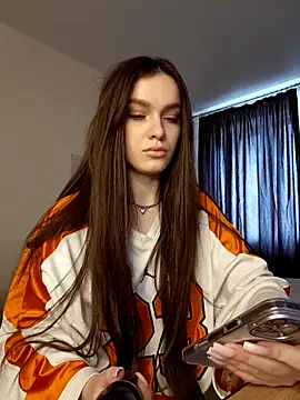 MayaGlow online show from 02-14-26, 06:43