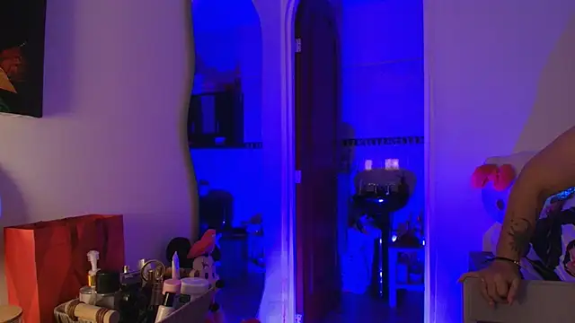 Rosee smith  online show from 11-08-25, 01:39