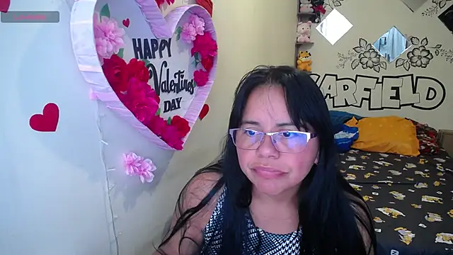 Miss  kendra  online show from 05-19-26, 01:06