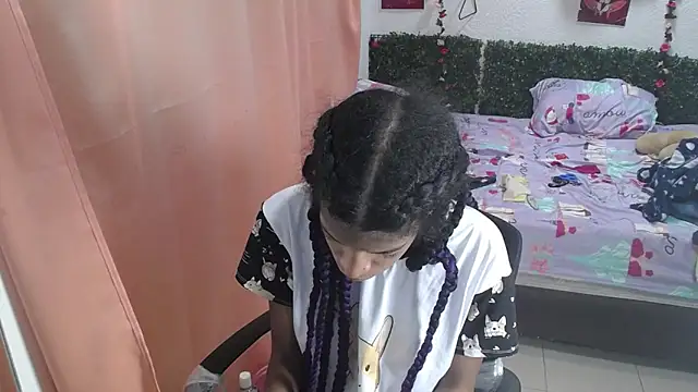 thianahorny online show from 06-15-26, 12:51