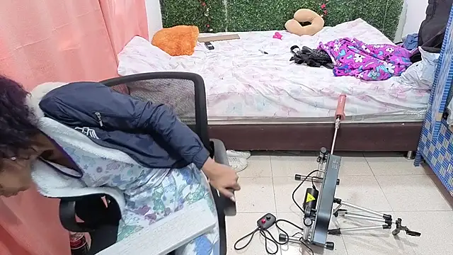 thianahorny online show from 06-24-26, 02:16