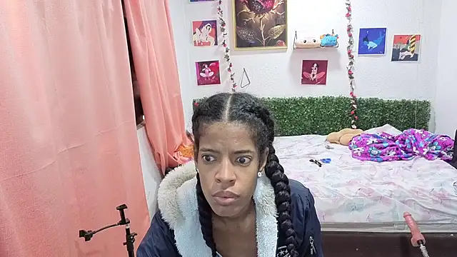 thianahorny online show from 06-25-26, 12:42