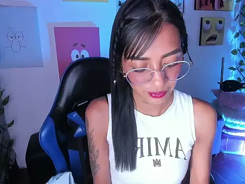 Snapshot of KarlaSlutSkinny__ chatting on 03-13-26, 08:59 KarlaSlutSkinny online show from 03-13-26, 08:59