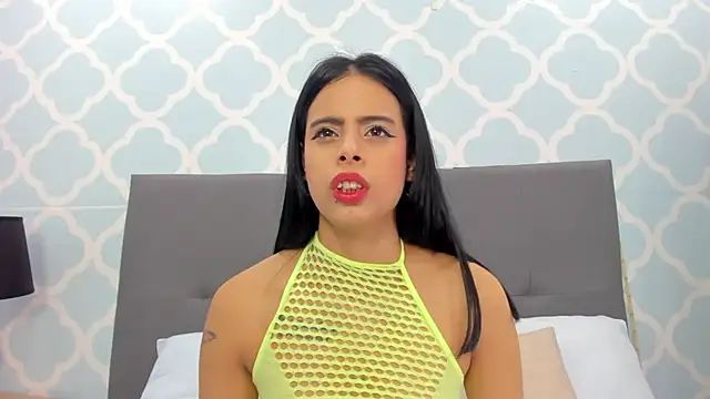 laura maite  online show from 02-07-26, 12:09