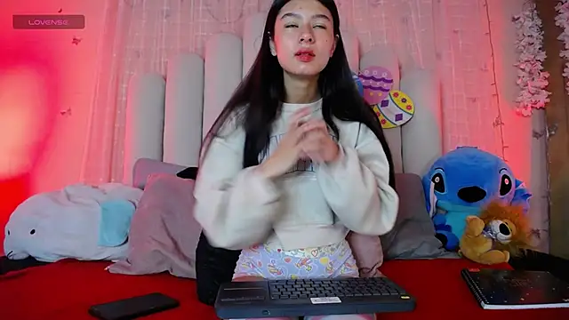 SweetRenata  online show from 03-05-26, 11:50