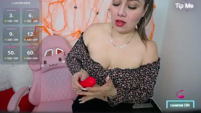 Isabella wish1 online show from 10-23-25, 01:54