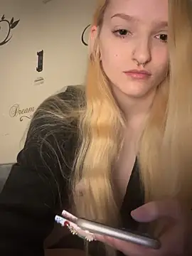 lexuslover687 online show from 03-09-26, 05:55