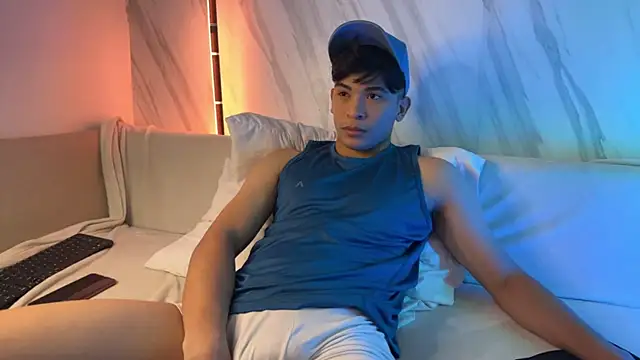 Snapshot of David_Nova chatting on 12-20-25, 12:12 David Nova online show from 12-20-25, 12:12