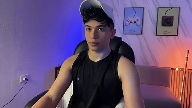 Snapshot of David_Nova chatting on 02-27-26, 12:49 David Nova online show from 02-27-26, 12:49