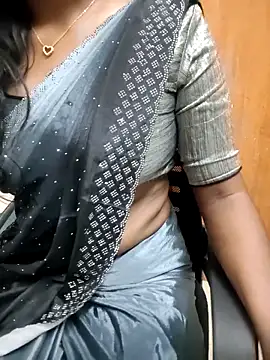 Tamilmallu-duskygirl03 online show from 04-16-26, 05:08