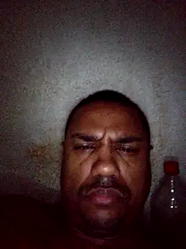 Snapshot of Mcbellorj chatting on 10-27-25, 11:41 Mcbellorj online show from 10-27-25, 11:41