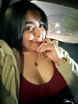 Snapshot of Victoria_Jonhss chatting on 10-17-25, 11:29 Victoria Jonhss online show from 10-17-25, 11:29