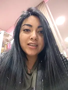 Snapshot of Victoria_Jonhss chatting on 10-27-25, 11:31 Victoria Jonhss online show from 10-27-25, 11:31