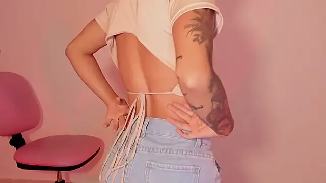 Ashleyroys 111 online show from 10-16-25, 02:18