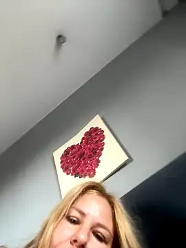 Passion-Blondy online show from 09-11-25, 06:13