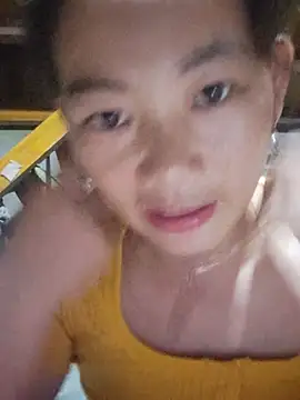 Snapshot of gio-thu chatting on 08-04-26, 11:46 gio-thu online show from 08-04-26, 11:46