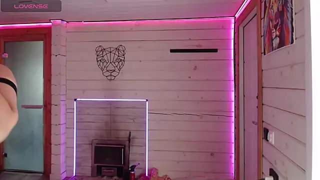 CandyBunie online show from 02-06-26, 04:06