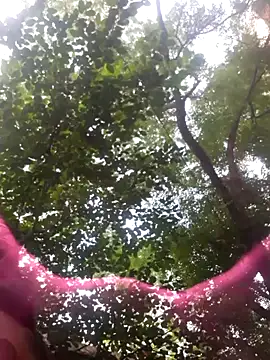 Snapshot of KIRTIHI chatting on 10-26-25, 04:18 KIRTIHI online show from 10-26-25, 04:18