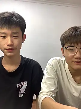 Snapshot of KK-cuteboy chatting on 10-10-25, 12:59 KK-cuteboy online show from 10-10-25, 12:59