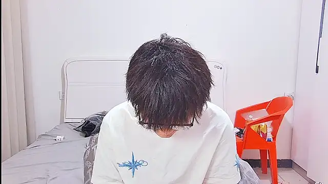 Snapshot of KK-cuteboy chatting on 06-19-26, 12:09 KK-cuteboy online show from 06-19-26, 12:09