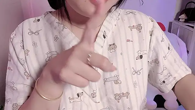 BeChinh Lee online show from 06-12-26, 05:23