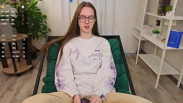 Snapshot of AiFusch chatting on 04-07-26, 07:42 AiFusch online show from 04-07-26, 07:42