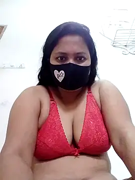 Snapshot of Diana_025 chatting on 10-11-25, 02:44 Diana 025 online show from 10-11-25, 02:44