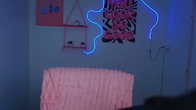 Snapshot of Rosie_Rosee chatting on 02-21-26, 12:28 Rosie Rosee online show from 02-21-26, 12:28