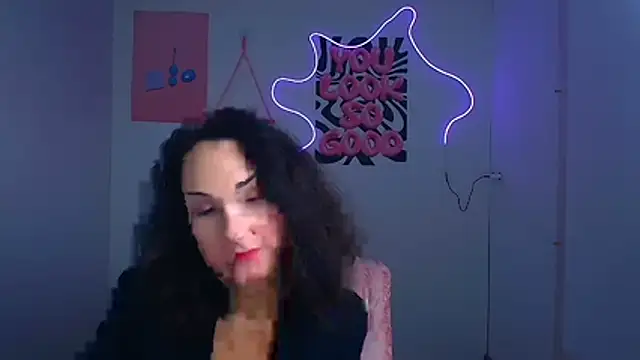 Snapshot of Rosie_Rosee chatting on 03-06-26, 12:23 Rosie Rosee online show from 03-06-26, 12:23