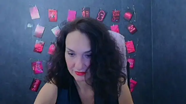 Snapshot of Rosie_Rosee chatting on 03-26-26, 12:22 Rosie Rosee online show from 03-26-26, 12:22