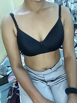 pooja sharma1 online show from 10-09-25, 02:42