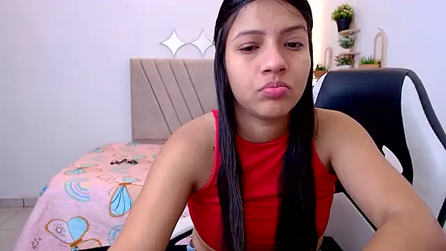 zara cute online show from 06-15-26, 12:18