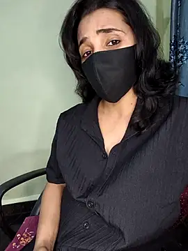 Snapshot of Royal_Shona chatting on 10-14-25, 06:20 Royal Shona online show from 10-14-25, 06:20