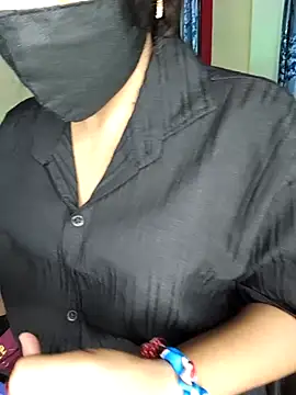 Snapshot of Royal_Shona chatting on 11-16-25, 06:13 Royal Shona online show from 11-16-25, 06:13