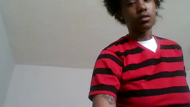 Snapshot of dezzidavill chatting on 04-10-26, 12:43 dezzidavill online show from 04-10-26, 12:43