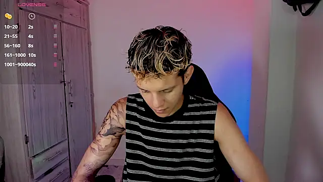 tylernova online show from 03-26-26, 04:18