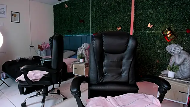 Kiaraa88 online show from 06-20-26, 08:11