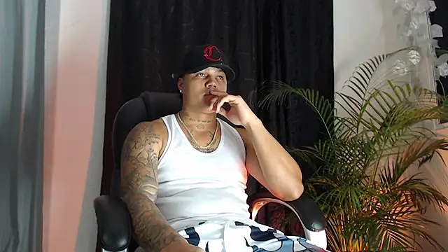 Boyhot 00 online show from 02-08-26, 02:37