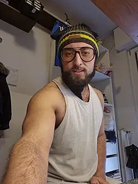 Snapshot of BeppeRagnar chatting on 12-02-25, 09:36 BeppeRagnar online show from 12-02-25, 09:36