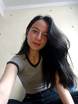 Snapshot of deseox05 chatting on 10-17-25, 06:10 deseox05 online show from 10-17-25, 06:10