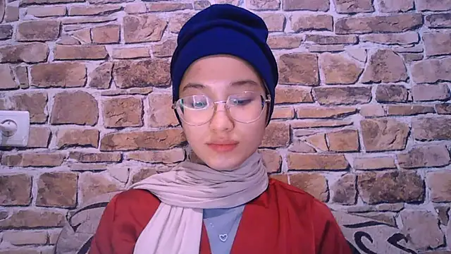 Snapshot of Miagryniuk chatting on 10-10-25, 08:46 Miagryniuk online show from 10-10-25, 08:46