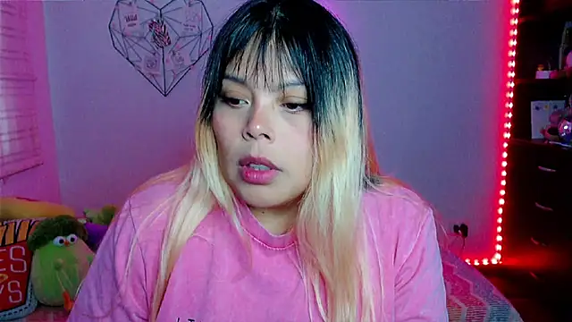 EllieMoonX online show from 02-23-26, 10:29