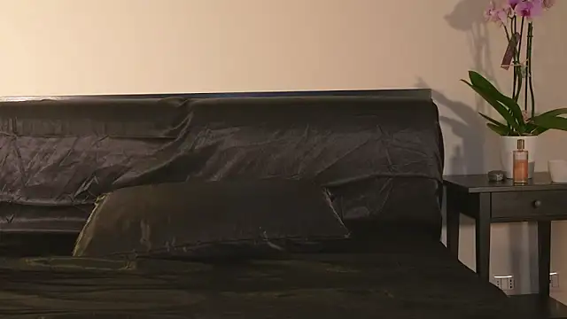 Snapshot of AbrilColls_ chatting on 03-14-26, 07:58 AbrilColls online show from 03-14-26, 07:58