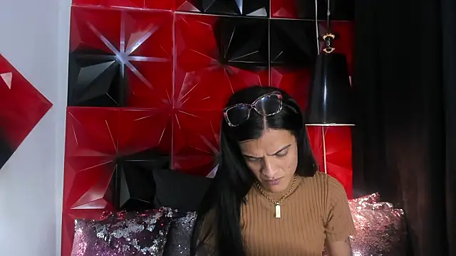 ZAMMIRA online show from 02-13-26, 06:09