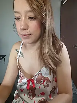 LunaDelire online show from 10-12-25, 12:26