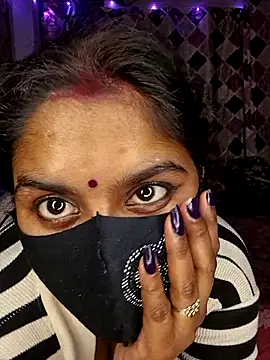 Sweet-Maddlina online show from 12-22-25, 11:40