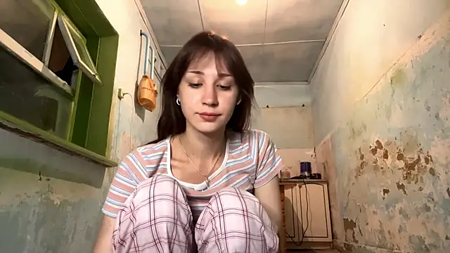 WildPeachh online show from 04-24-26, 07:33